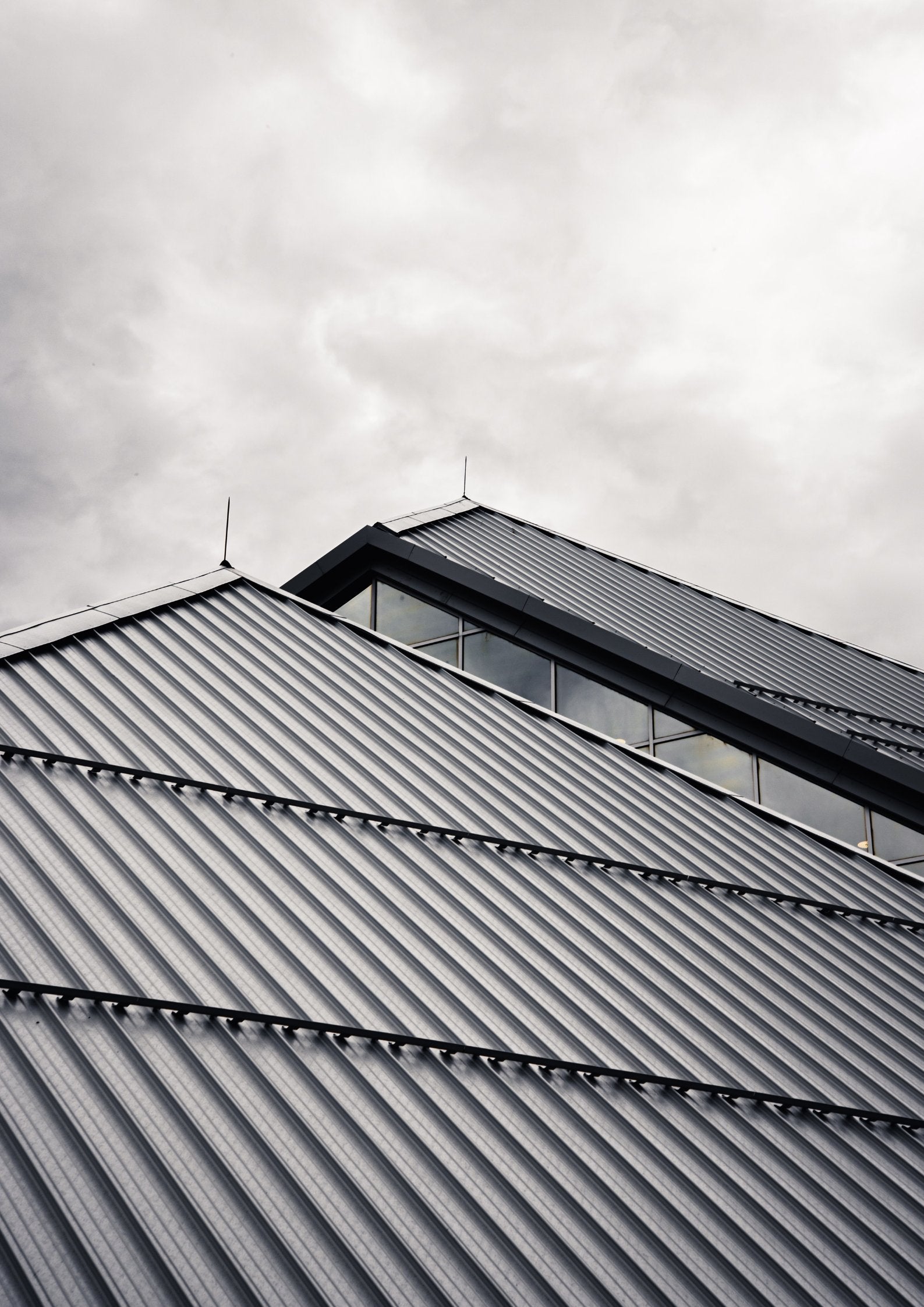 Tak- og sokkulmáling